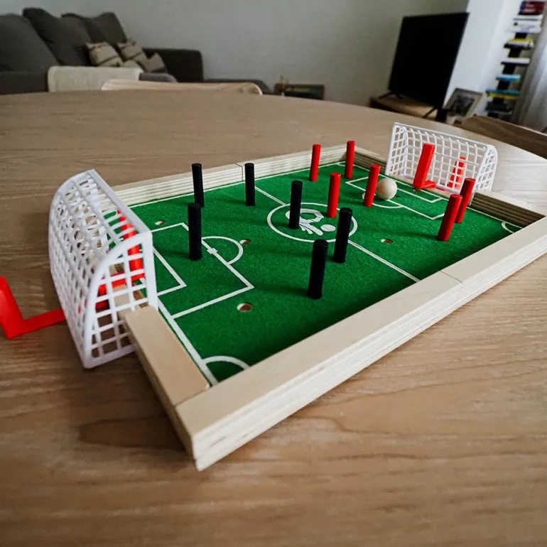 Juego fútbol de mesa Mini Plakks